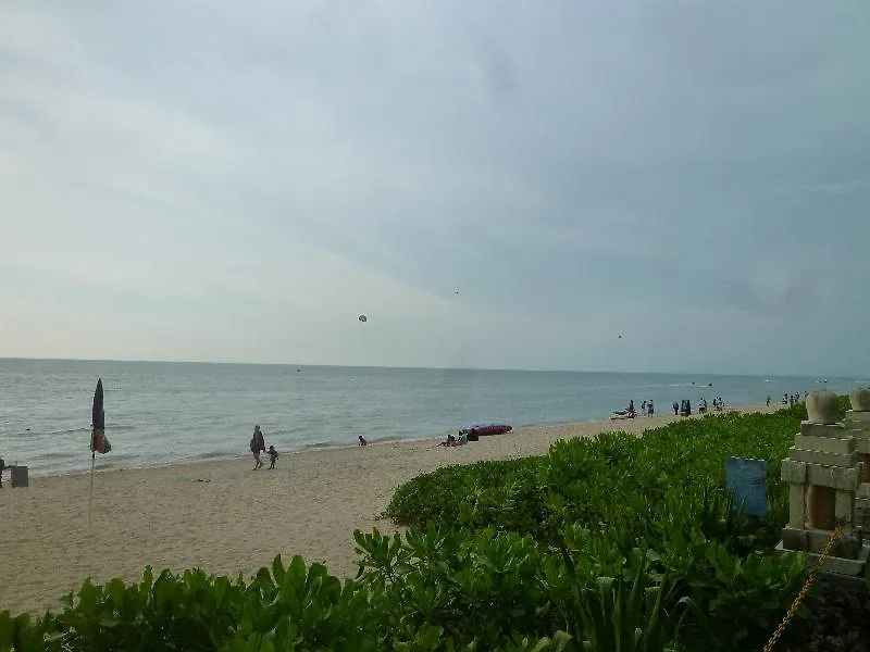 Resorts World Langkawi Pantai Cenang  Pantai Cenang (Langkawi)
